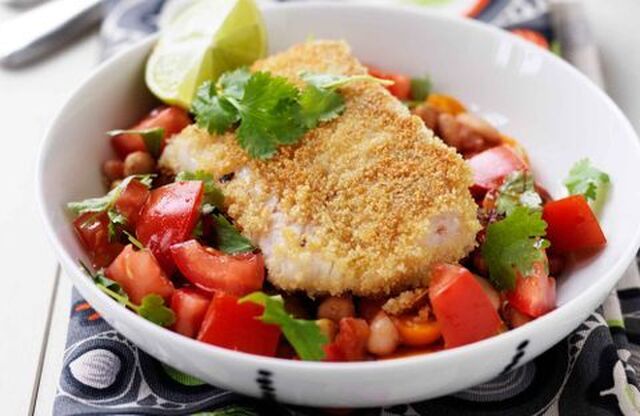 couscouspanerad fisk med tomatsalsa