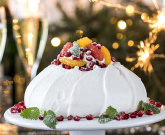 Marängtårta till nyår – pavlova med clementincurd