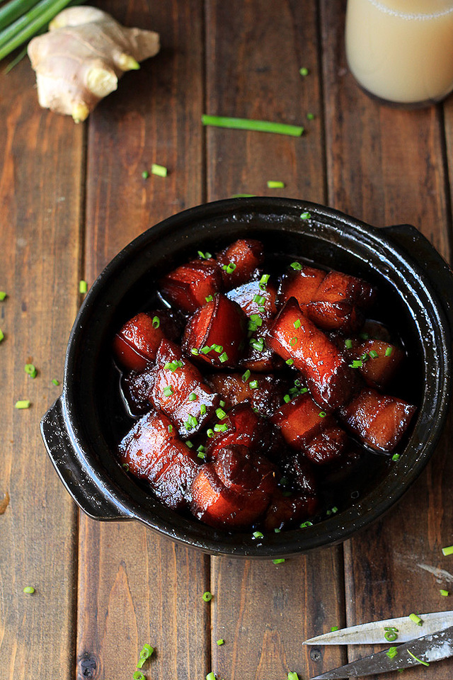 Hong Shao Rou Recipe—(Red Braised Pork Belly)