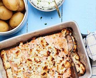 Fetaostbakad lax med gräslökscrème och potatis