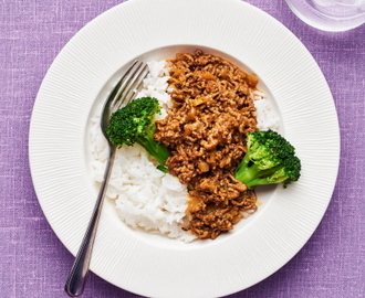 Tikka masala med färs och broccoli