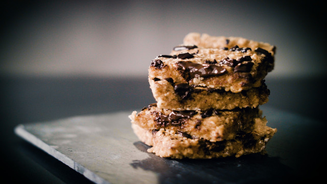 Tasty Health + Gymgrossisten Kitchen - Peanut Butter Protein Blondies