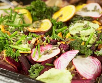 Veggie tray bake och guacamole på bondbönor