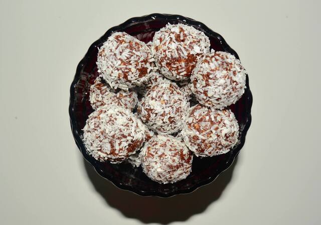 Raw chokladbollar