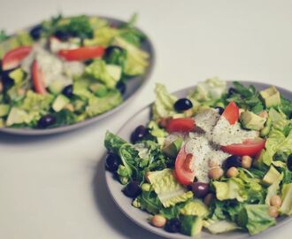 Fräsch bönsallad med citron- & pesto-dressing