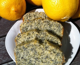 Lemon poppy seed cake