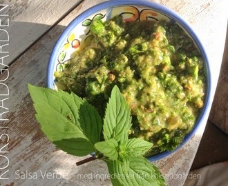 Salsa Verde - Ett recept med ingredienser från köksträdgården