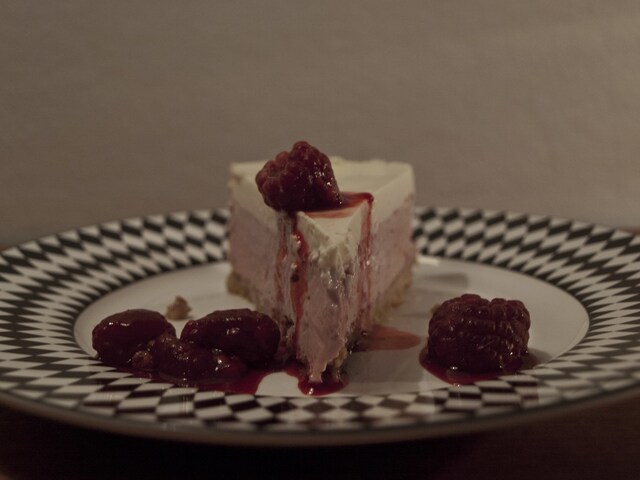 New York Raspberry Cheesecake