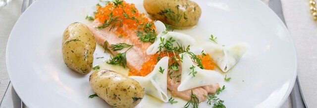 Röding med forellrom, kålrabbiblommor och dillslungad potatis  | Foodfolder - Vin, matglädje och inspiration!