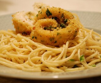 Parmesanpanerade fiskrullader med citronpasta