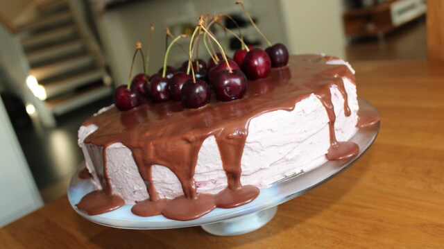 Very cherry chocolate cake - en gudomligt god tårta!