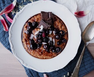 Blueberry Chocolate Cookie Porridge