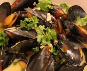 Moules frites med aioli.
