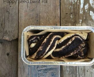 Poppy seed twist roll