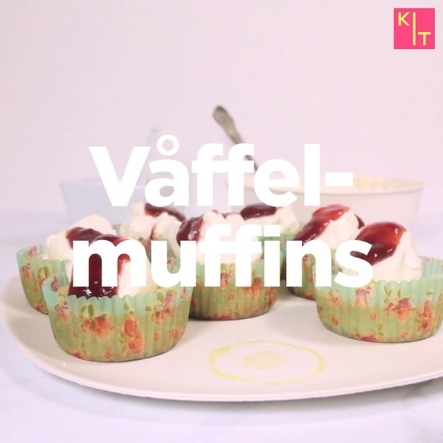 KIT Mat on Instagram: “Jättetaggad på våffeldag, men inget våffeljärn? Inga problem. Häll våffelsmeten i muffinsformar och grädda den i ugnen istället.  Recept:…”