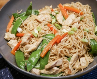 Chicken Lo Mein