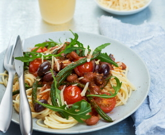 Pasta arrabbiata med borlottibönor och tomat