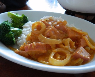 Veckomatsedel, hostmedicin och Currykorvgryta med äpple.