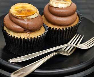 Banana  chocolate  chip cupcakes med Nutella