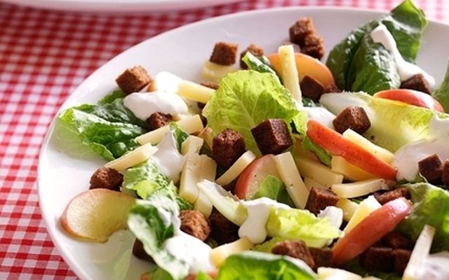 Caesarsallad med Cheddar