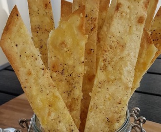 Tips & Trix för alla ? on Instagram: “TORTILLA-STICKS PÅ 15 MINUTER Ett perfekta tilltugg till middagen, buffén, ostbrickan, fredagsmyset? Enkla att göra och går att variera på…”