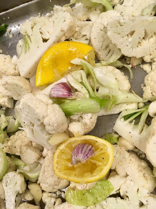 Var dags mat - Rostad blomkål med citron och vitlök