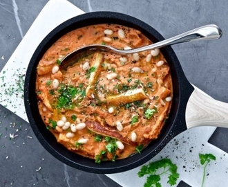 Halloumi Stroganoff med linser och bönor