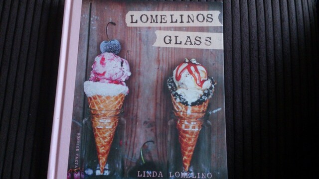 Att göra egen glass med Lomelinos glass bok av Linda Lomelino.