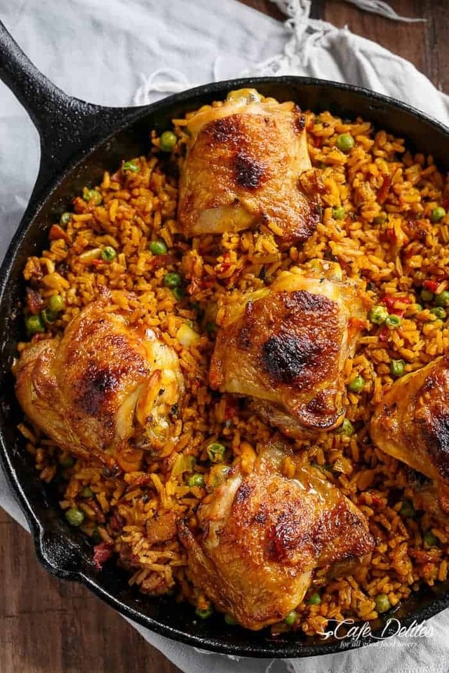 One Pan Spanish Chicken and Rice