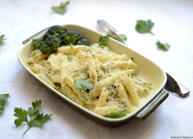 Vegetarisk Pasta med Broccolisås
