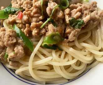 Skördetid - Pasta med kyckling, koriander och chili, 4 port