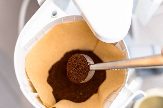 7 smarta sätt att använda kaffefiltret till annat än kaffe