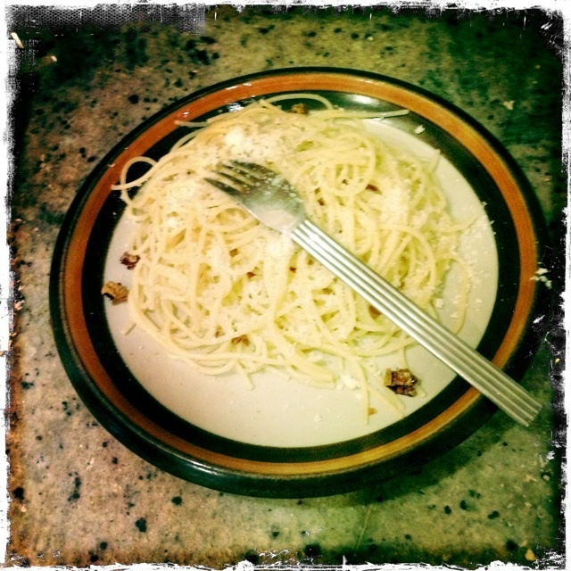 Spaghetti aglio e olio peperoncino