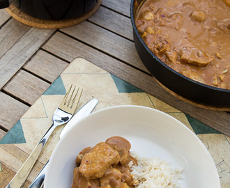 Fläskytterfilégryta med smak av bacon och sambal oelek