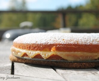 Citronkaka med lemon curd