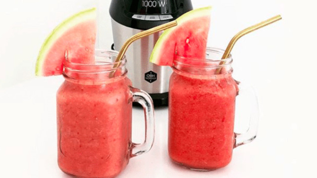 Vattenmelon- och jordgubbssmoothie – recept
