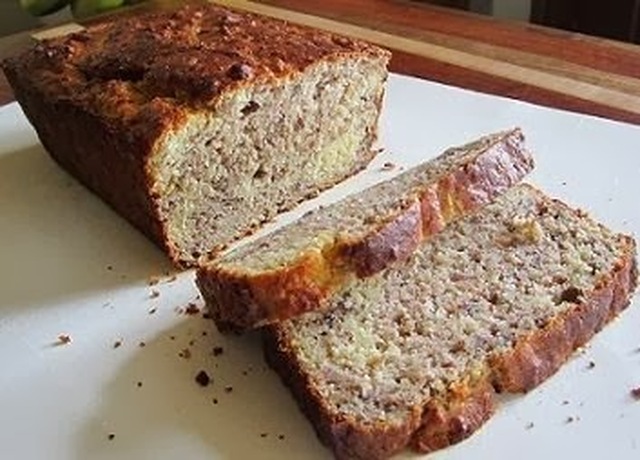 Banana Nut Bread med surdeg