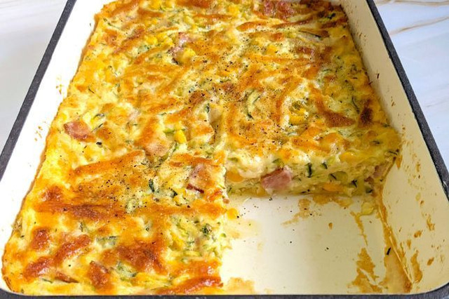 Impossible sweetcorn, bacon and zucchini slice