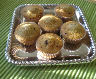 Bananmuffins med hackad choklad