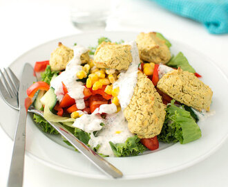 Falafelsallad med tahinidressing