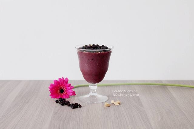 Blueberry & Cardamom Smoothie // RELAXATION COMPETITION!