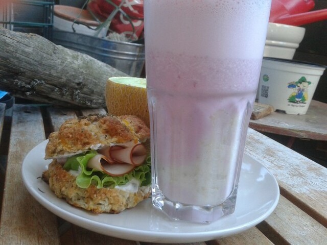 Morotsfrallor & Banan & jordgubbs milkshake