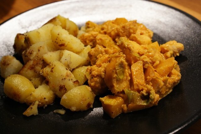 Currytorsk med kålrot och söta äpplen!