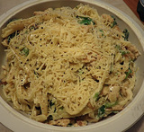 färsk pasta med kyckling och creme fraiche