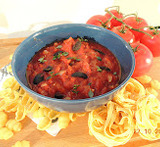 lage pastasaus med tomatpure