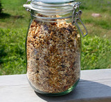 hemmagjord musli med kanel och honung