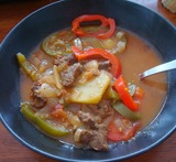ungersk gulaschsoppa med köttfärs