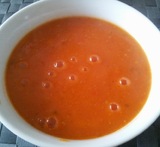 sund tomatsuppe med friske tomater