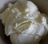 hjemmelavet is med græsk yoghurt