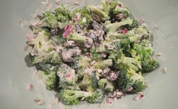 broccolisalat